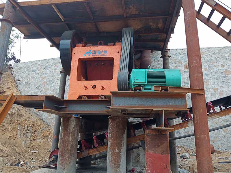 華寶破碎機(jī)廠家 華寶破碎機(jī)廠家